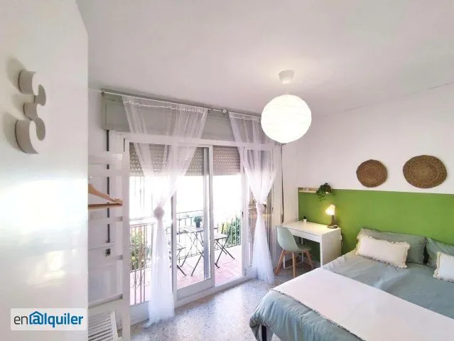 Bedrooms - Apartment with Terrace in Granada