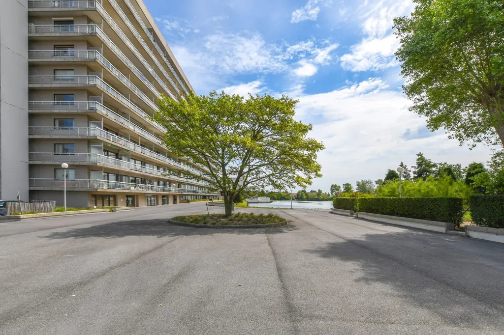 Außenansicht - Bright Apartment with Terrace in Duinbergen