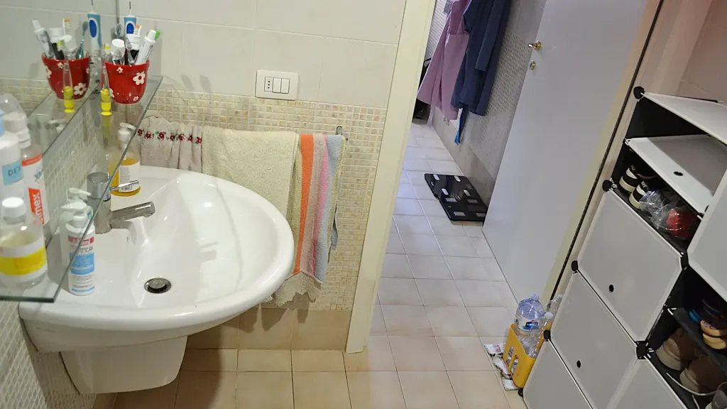 Salles de bain - Trilocale with Balconies in Sovicille