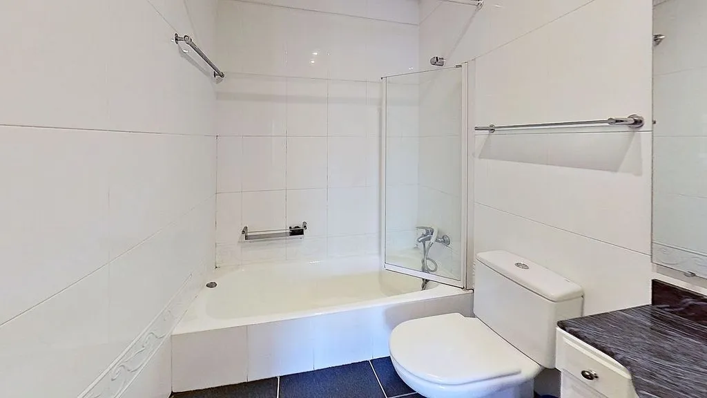 Vannitoad - Apartment with Balcony and Garage in Leuven