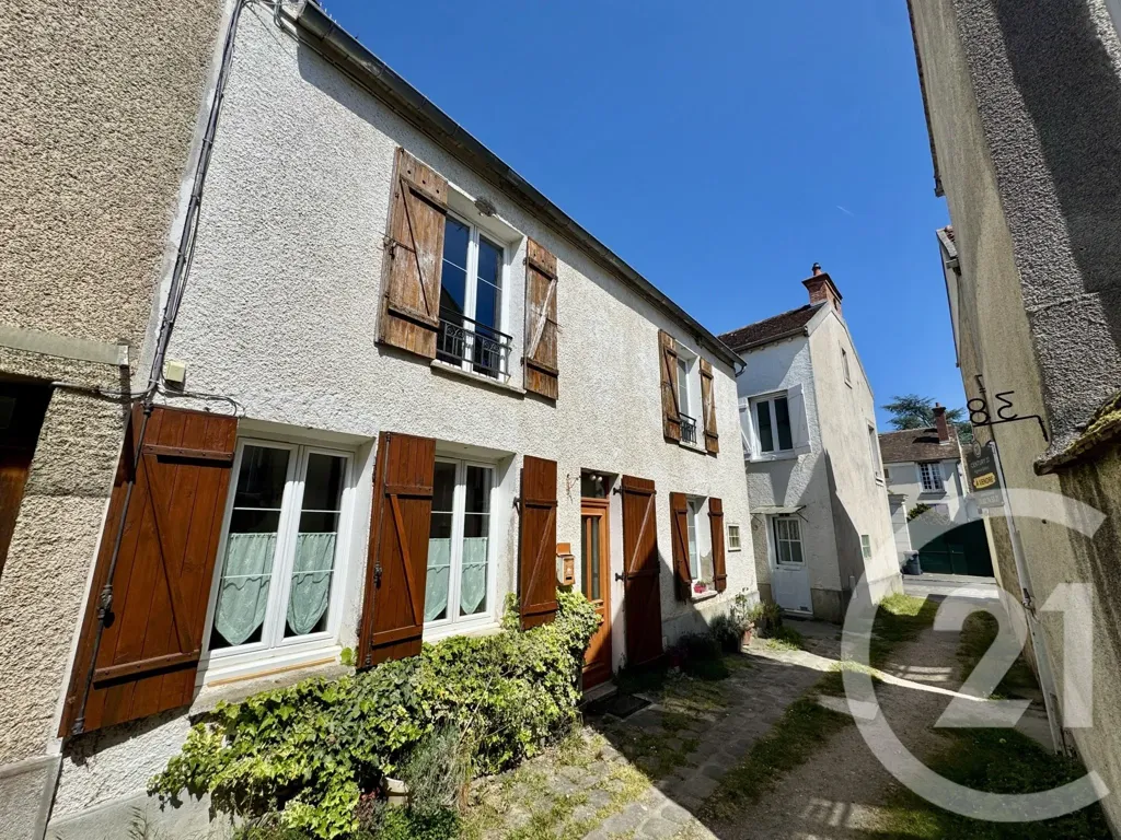 Extérieur - Maison Ancienne Charmante avec Jardin à Avon