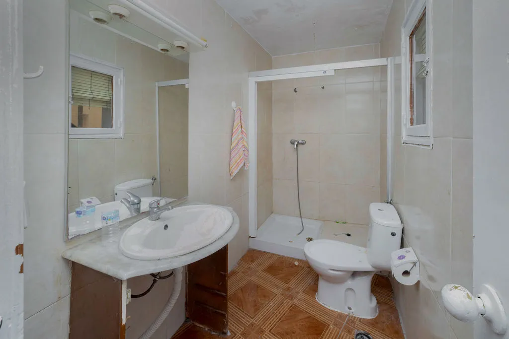 Vannitoad - Second-Hand Flat in Mutxamel Centre