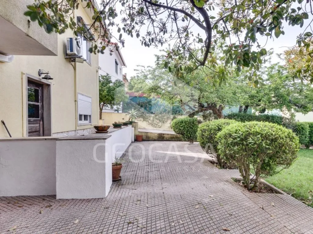 Jardin - Luxury House with Garden in Algueirão, Sintra