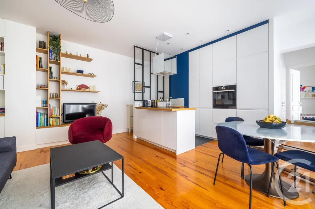 Séjour - Appartement Charmant avec Cour dans le 11ème Arrondissement de Paris