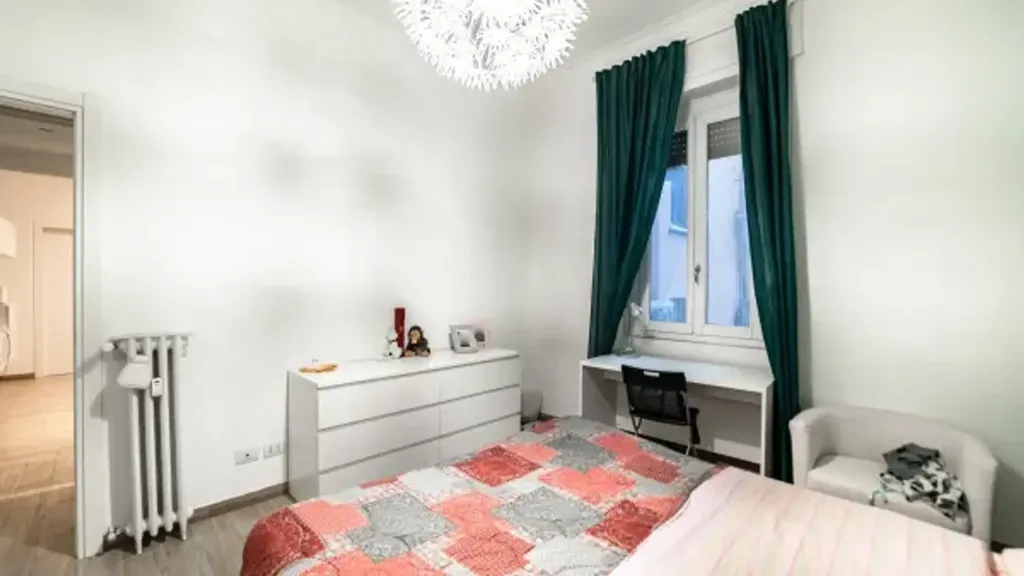 Chambres - Modernised Flat with Balcony in Milan