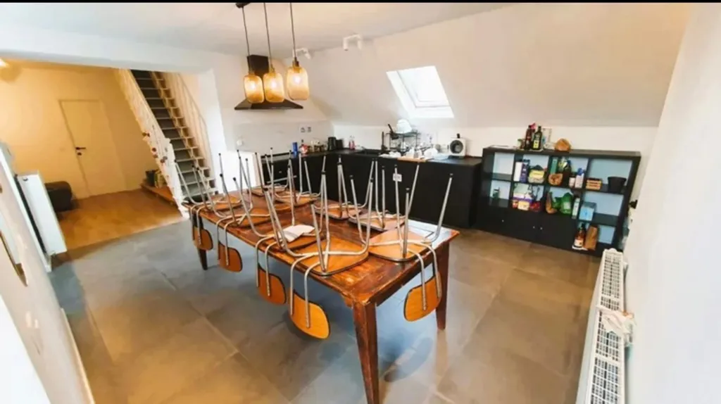 Salle à manger - Colocation Étudiants avec Terrasse à Gembloux