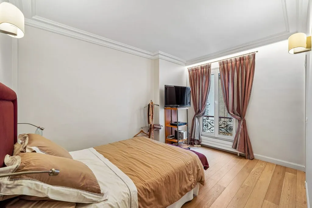 Magamistoad - Luxury Apartment with Courtyard View in Paris 7