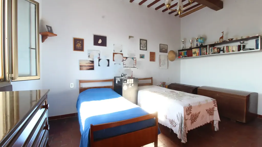 Chambres - Rustic Tuscan-Style Apartment in Capraia e Limite