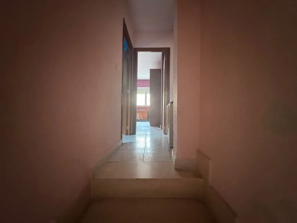 Hallway - Furnished Duplex in Brea de Aragón