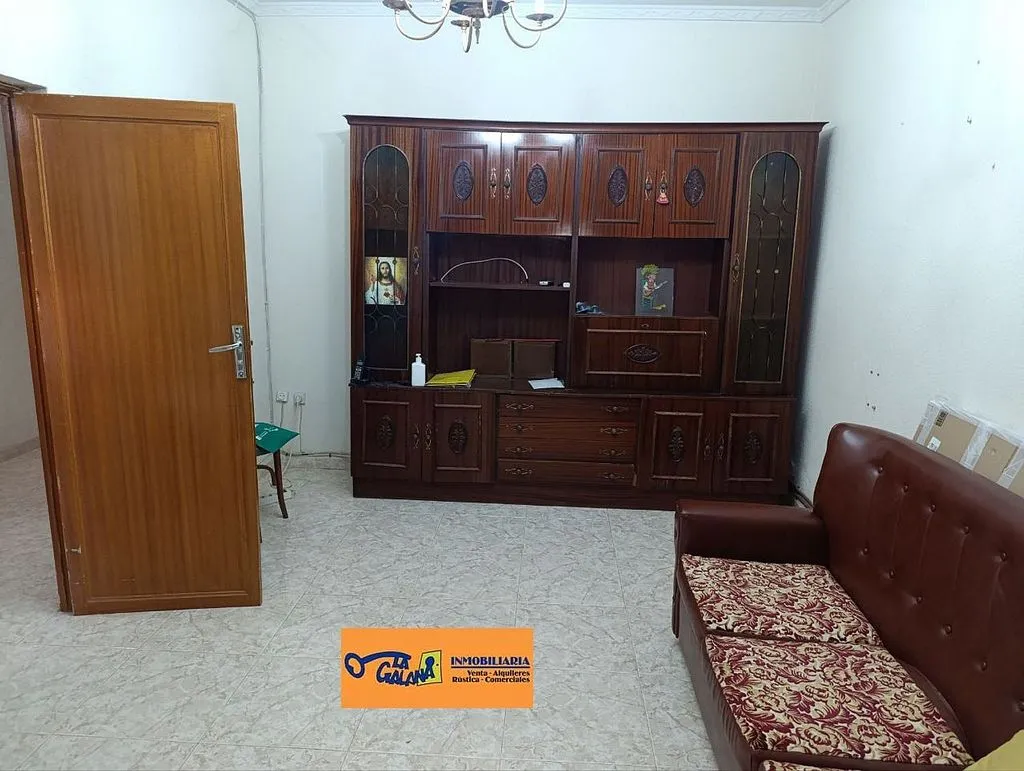 Soggiorno - Two-Storey House with Terrace in Valdepeñas