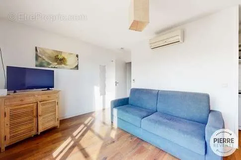 Séjour - Appartement Meublé avec Balcon à Lagord