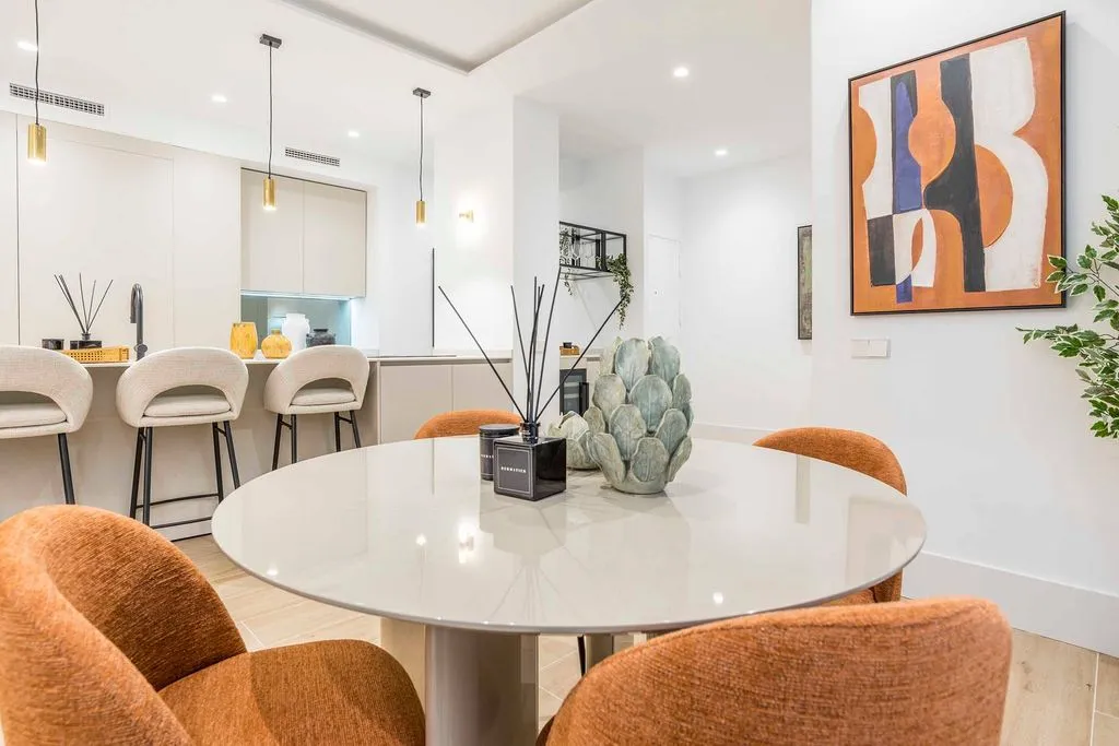 Salle à manger - Renovated Flat with City View in Madrid