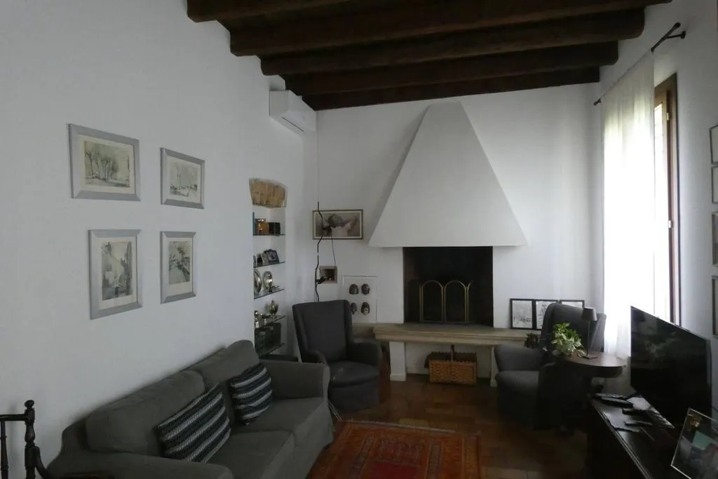 Séjour - Luxury Villa with Private Garden in Due Carrare