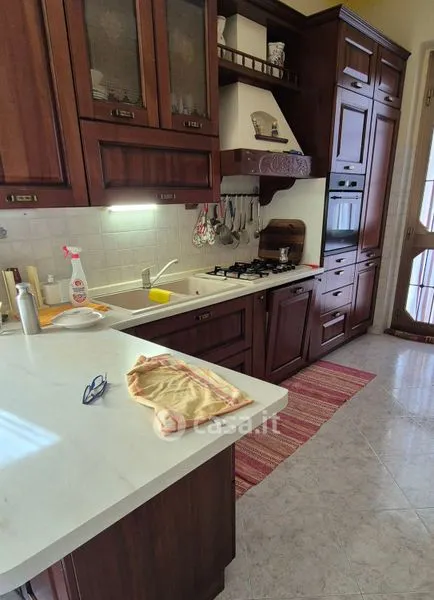 Cucina - Rustic Bifamily Villa with Garden in Trecate