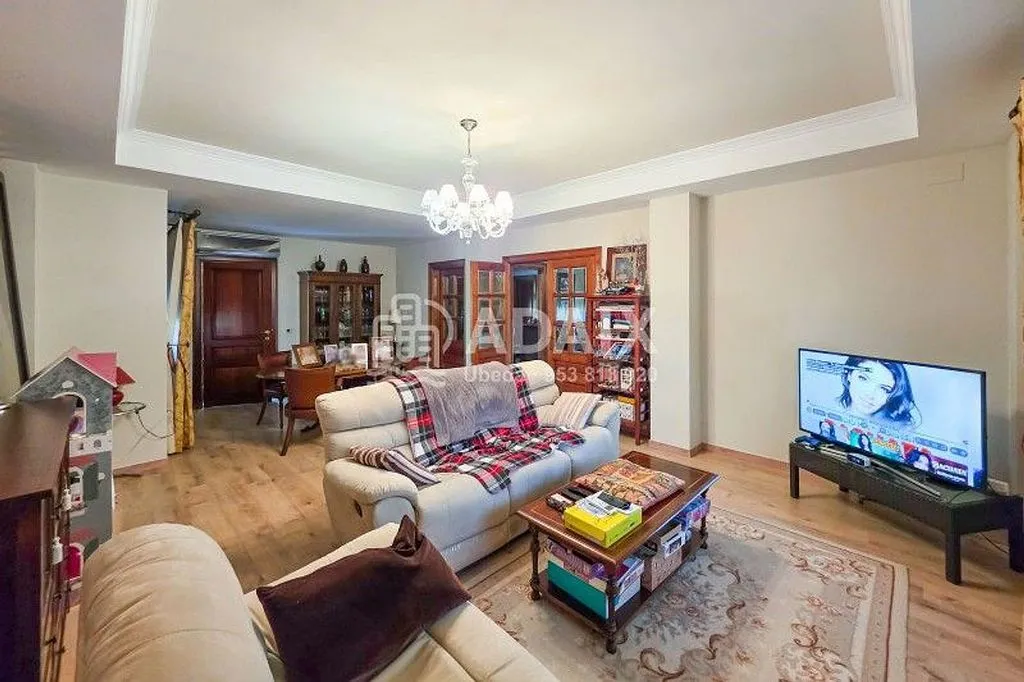 Living Room - Chalet with Pool in Baeza, Jaén