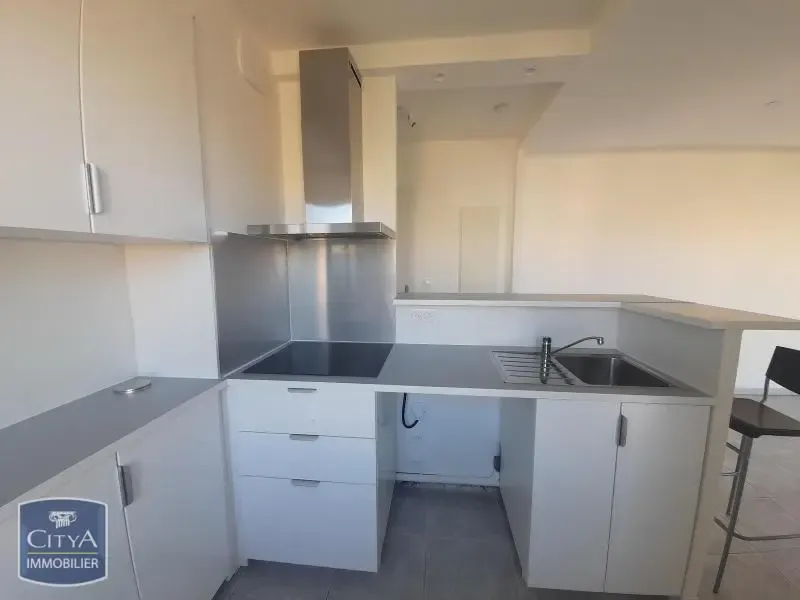 Cuisine - Appartement meublé avec balcon au centre d'Aix-en-Provence
