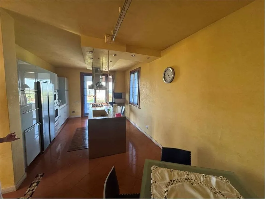 Köök - Luxury Villa with Pool in Volta Mantovana