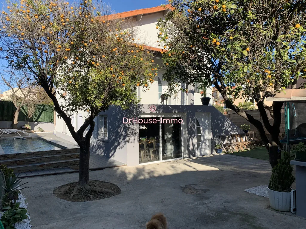 Piscine - Maison avec Piscine et Jardin en Centre-Ville