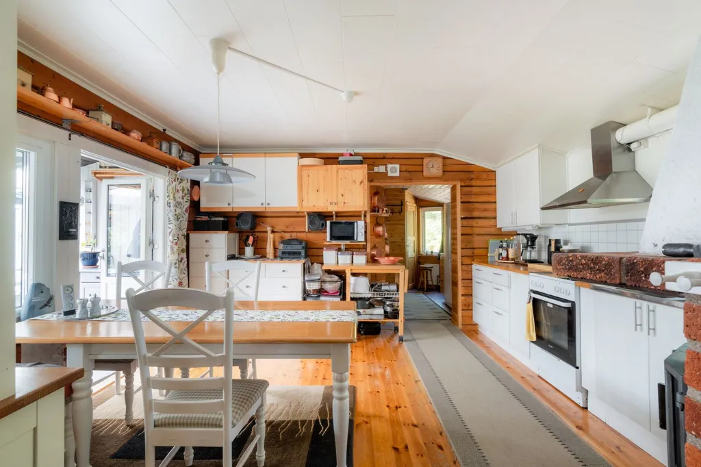 Cuisine - Cottage with Sea View in Uttervik