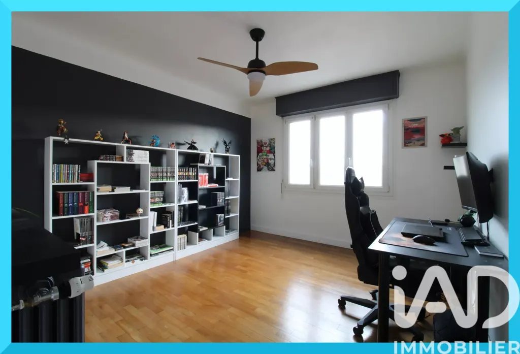 Kabinet - Renovated Apartment with Garage in Brive-la-Gaillarde