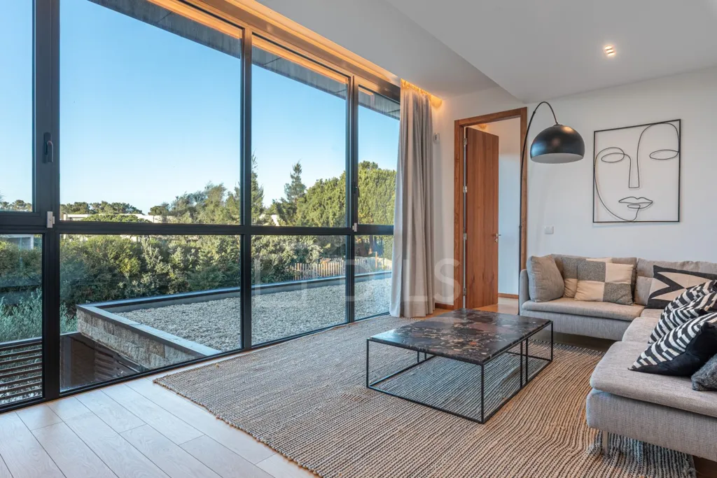 Living Room - Modern Villa with Sea View in Troia Resort