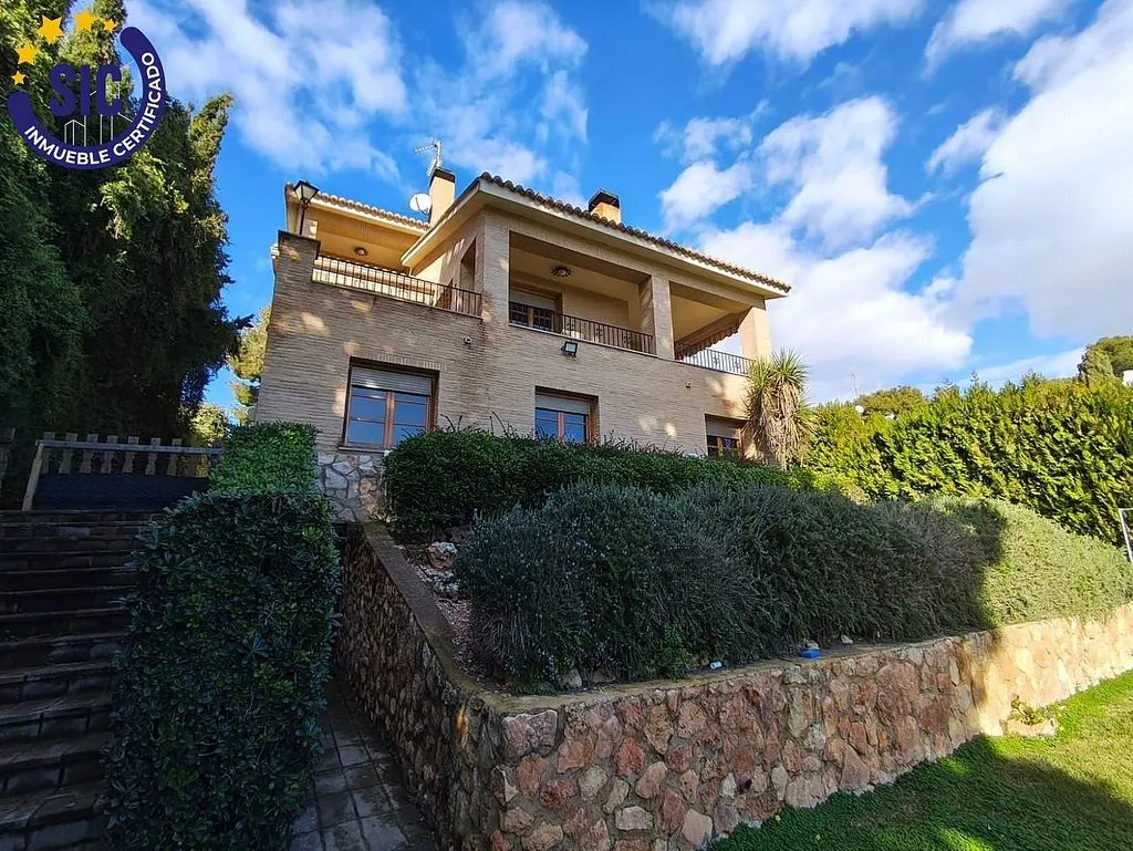 Välivaade - Chalet with Pool and Terraces in El Vedat