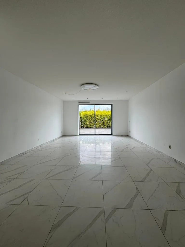 Séjour - Modern House with Garden in De Eilanden