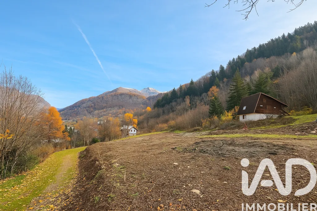 Aed - Developed Plot with Mountain View near Les Deux Alpes