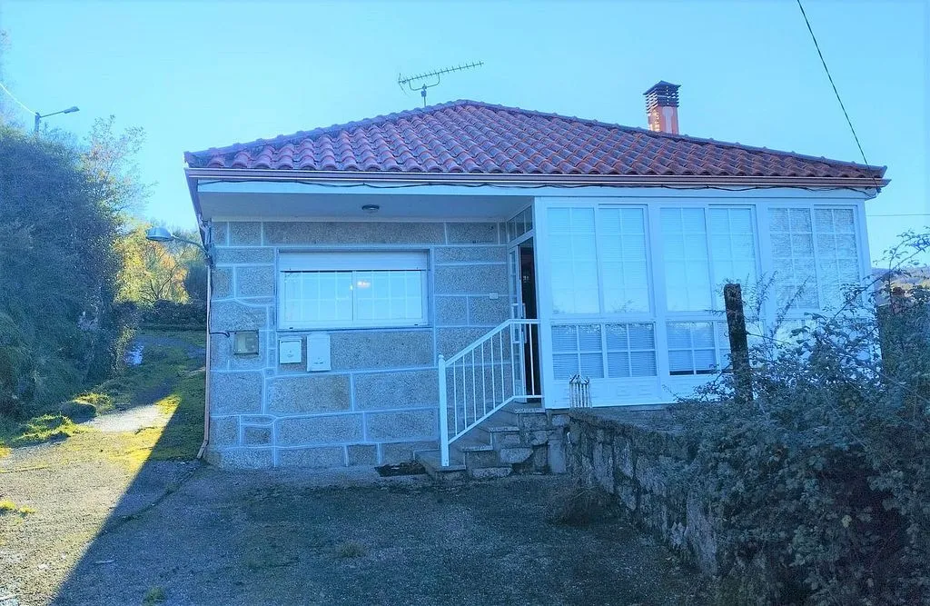 Välivaade - Stone Chalet with Terrace in Lugar Seixido