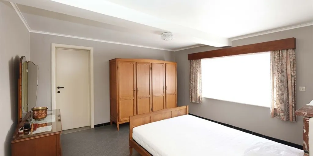 Chambres - Hoeve avec Potentiel de Rénovation à Alken