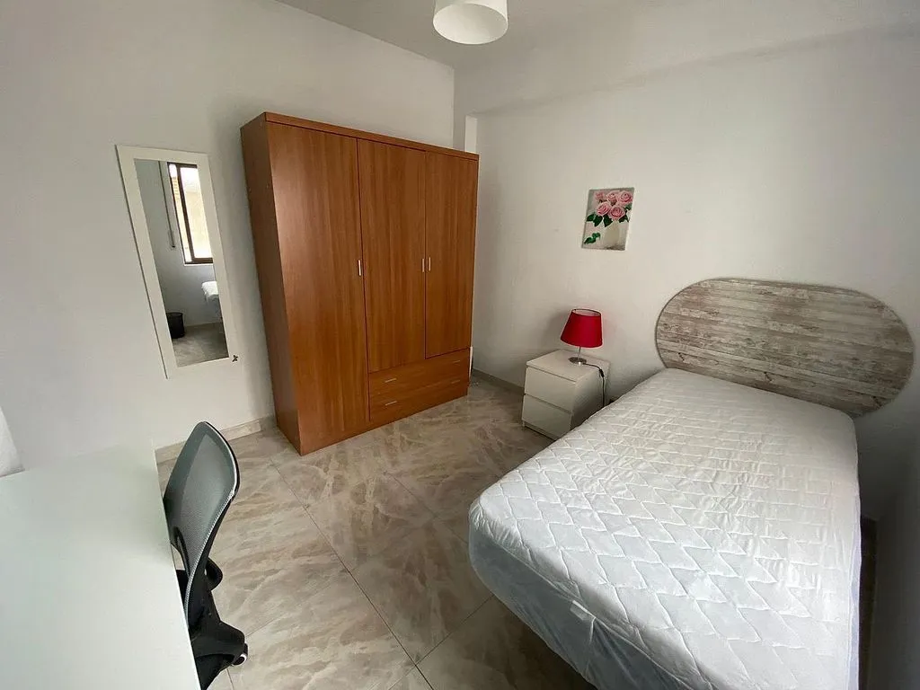 Magamistoad - Student Flat with Ascensor in Pajaritos