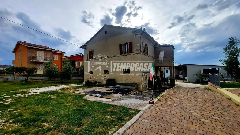 Extérieur - Maison 4 pièces à IT
