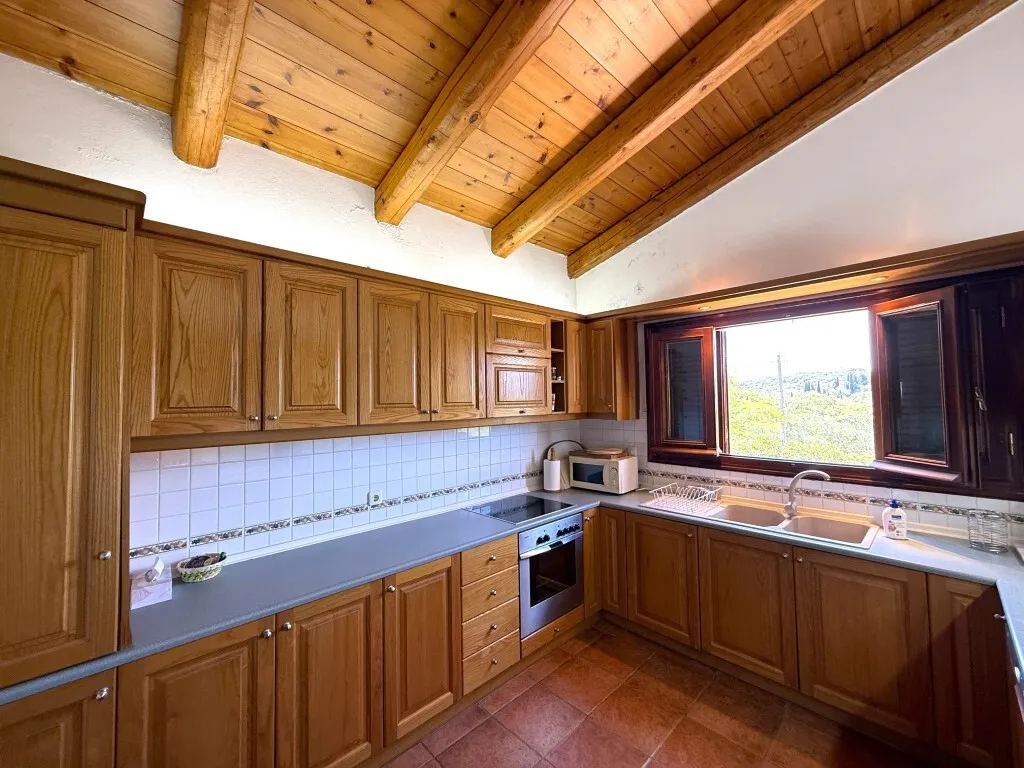 Cucina - 3-Storey Villa with Panoramic Views in Vasilika, Corfu