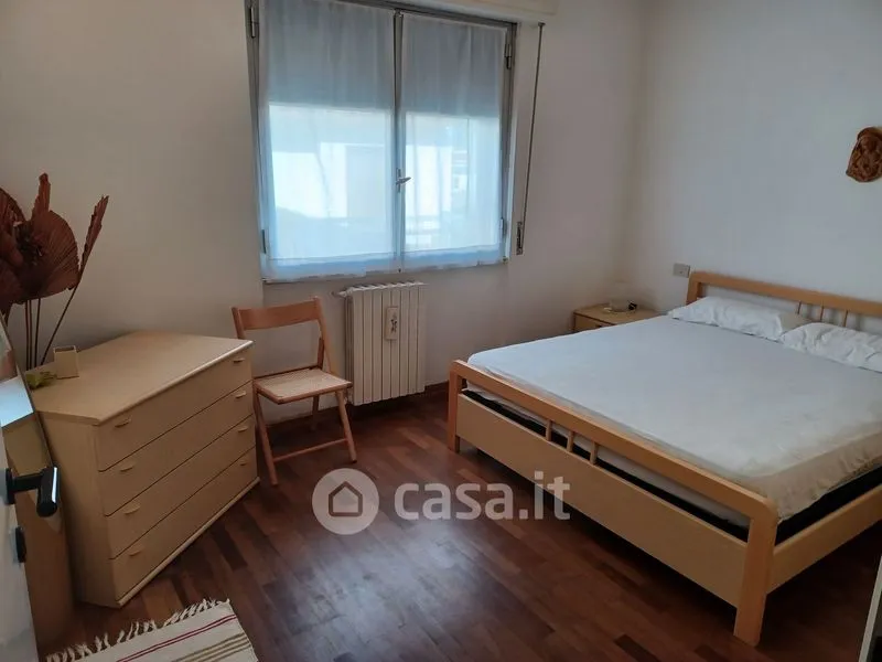 Magamistoad - Rear-Adjoining Villa with Garden in Ameglia