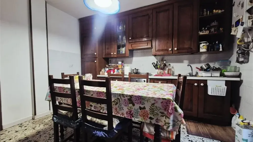 Salle à manger - Multi-Level Apartment with Terraces in Bucchianico