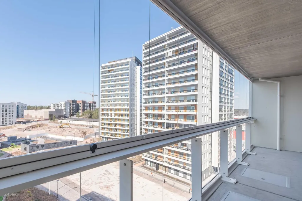 Balcon - Modern Apartment with Balcony in Helsinki
