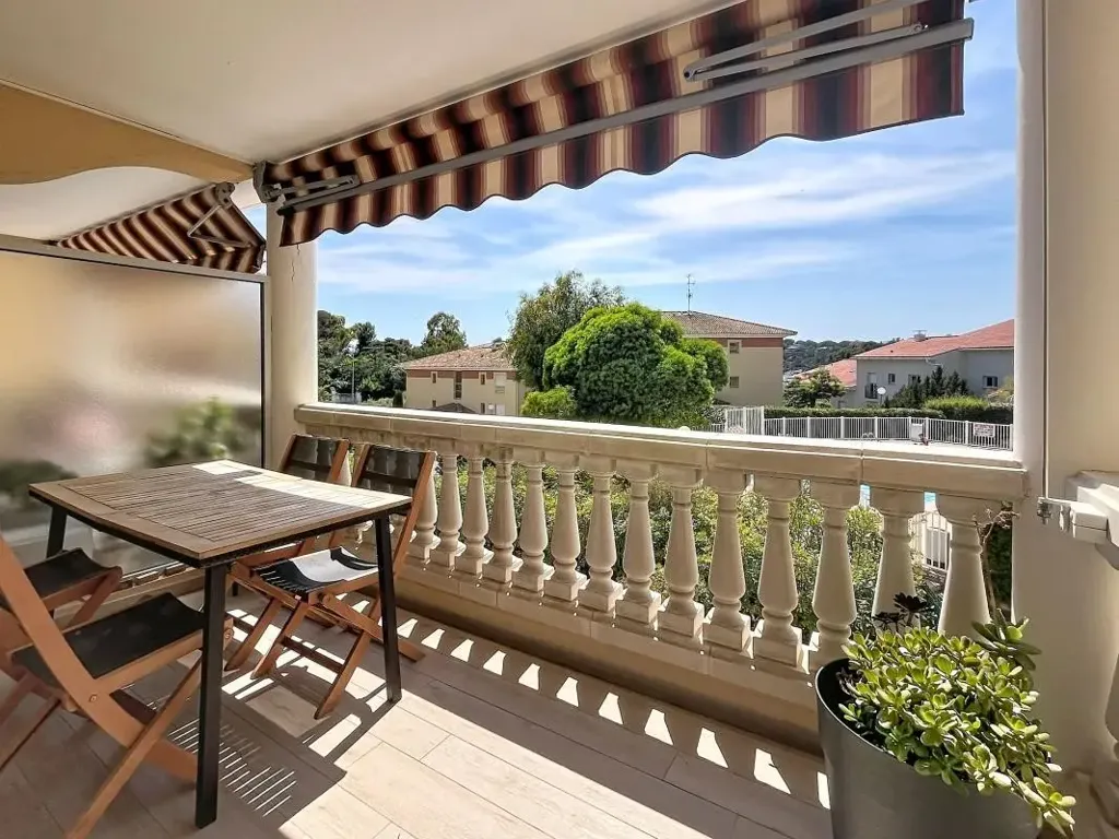 Rõdu - Apartment with Pool in Boulouris, Saint-Raphaël