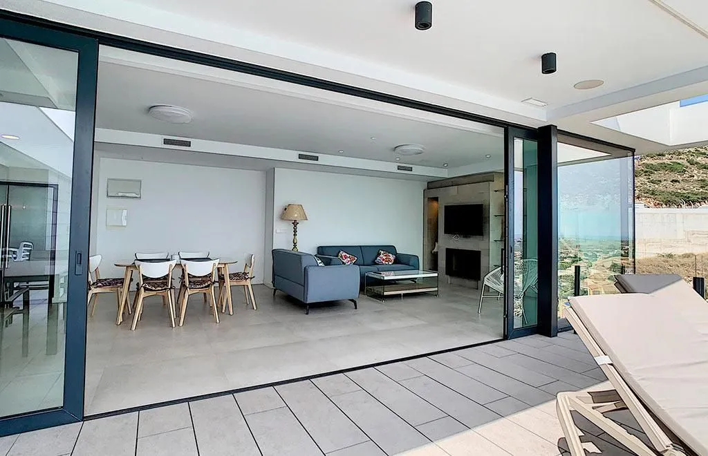 Terrasse - Luxury Villa with Sea View in Cumbre del Sol