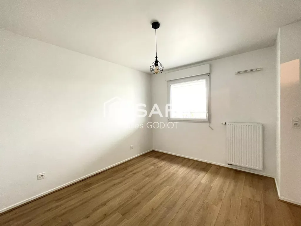 Toad - Modern Flat with Terrace in Vertou Town Centre