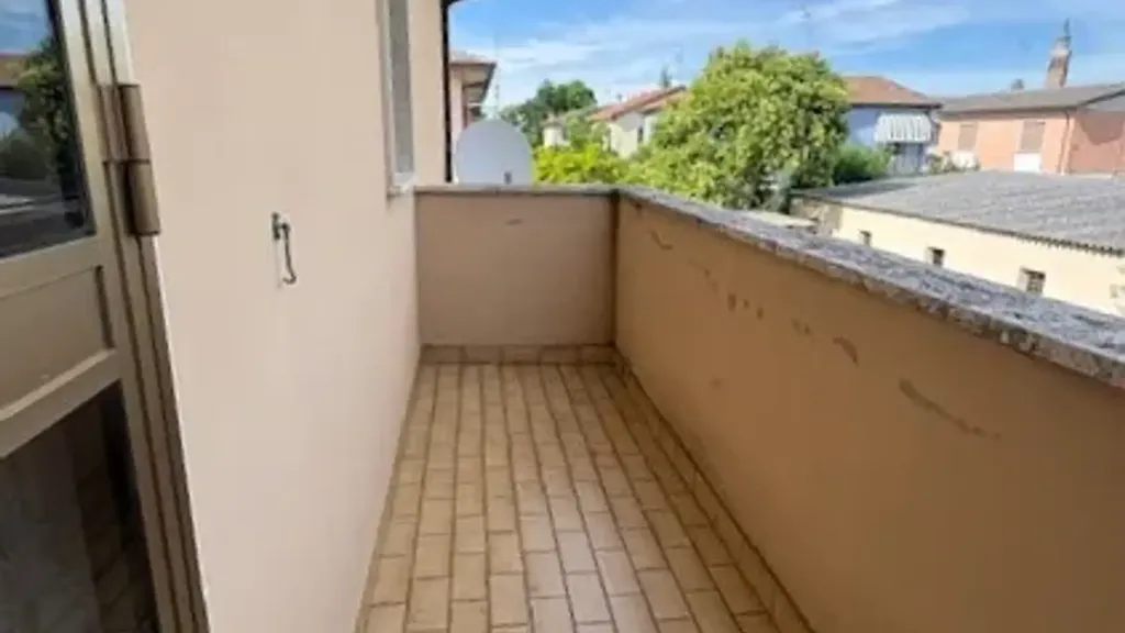 Balcon - Apartment with Private Garden in Adria