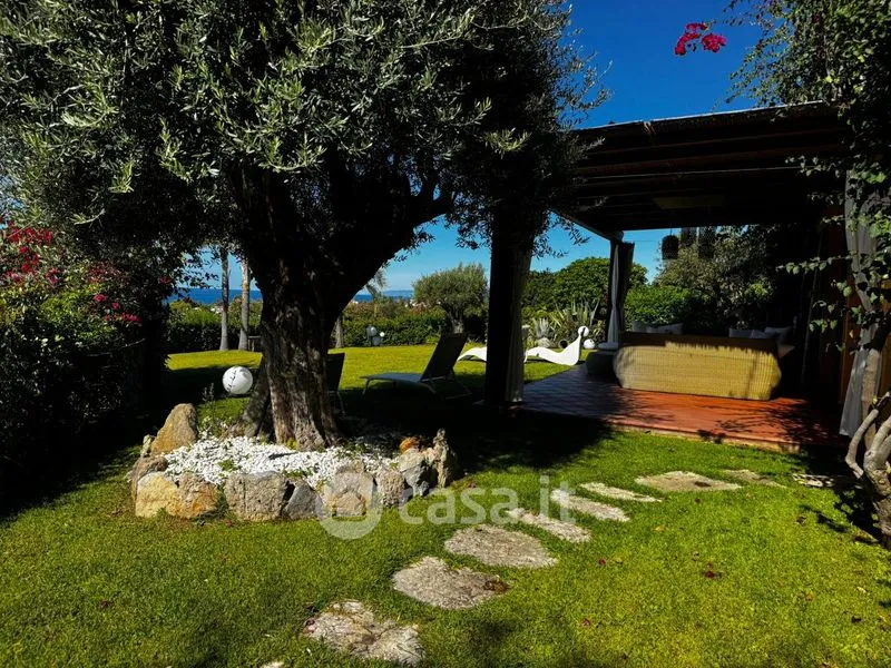 Jardin - Villa with Sea View and Pool in Diamante