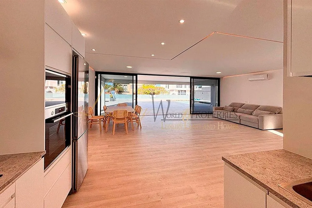 Köök - Modern Villa with Private Pool in El Madroñal