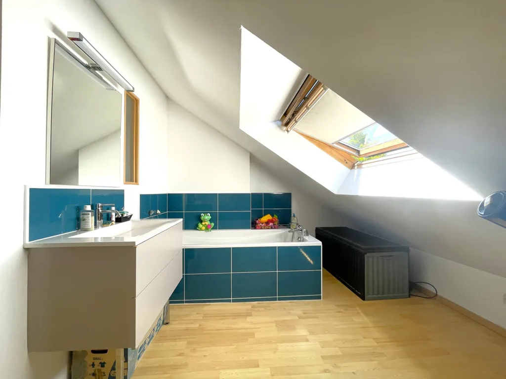 Salles de bain - Maison Bel Étage avec Jardin à Saint-André-lez-Lille