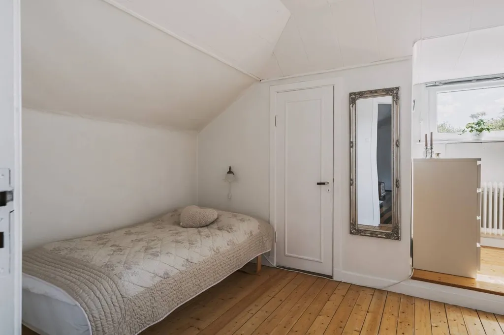 8-room house in Töreboda kommun