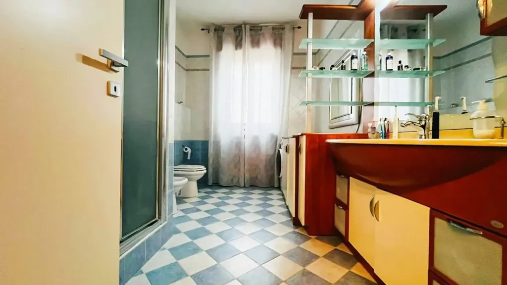Vannitoad - Rearranged Apartment with Balcony in Lucera