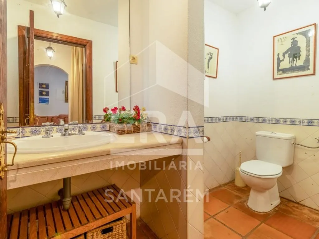 Salles de bain - Luxury House with Agricultural Land in Benfica do Ribatejo