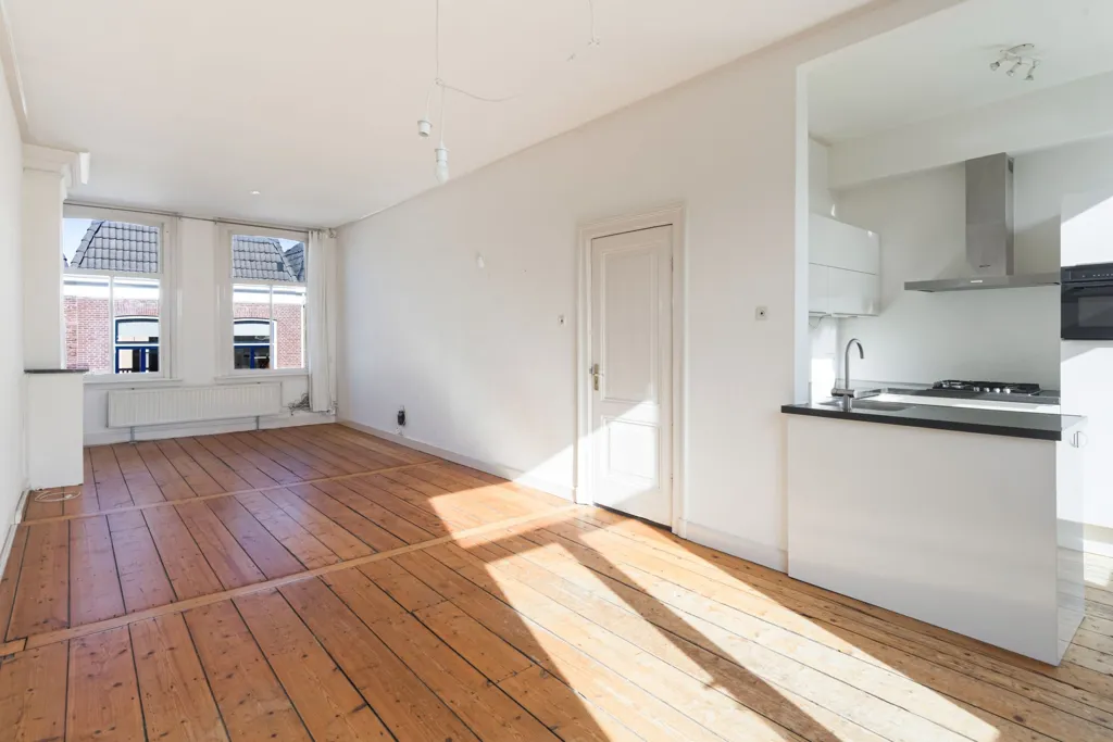 Séjour - Charming Apartment with Balcony in Utrecht