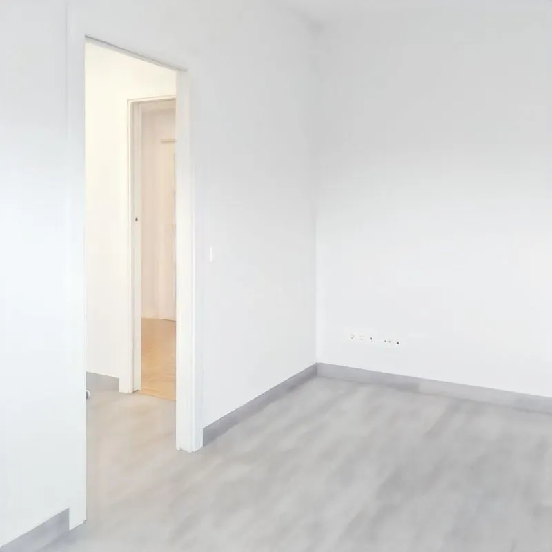 Pièces - Modern Flat with Balcony in Chamartín
