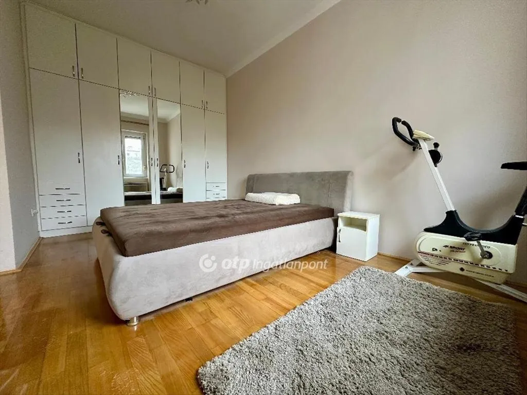 Chambres - 2-Bedroom Apartment with Balcony in Debrecen