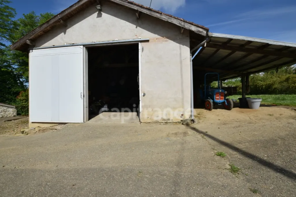Garaaž - Charming 1890 House with Pool in Beaupuy